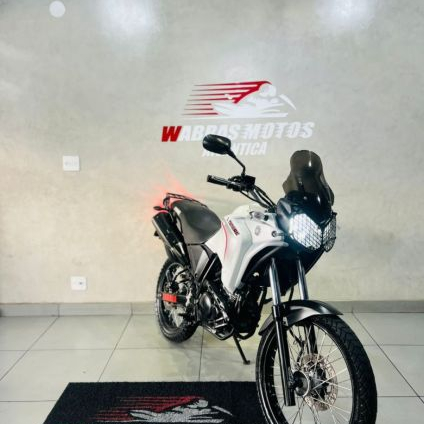 YAMAHA    TENERE 250   BRANCO 2012 250cc GASOLINA