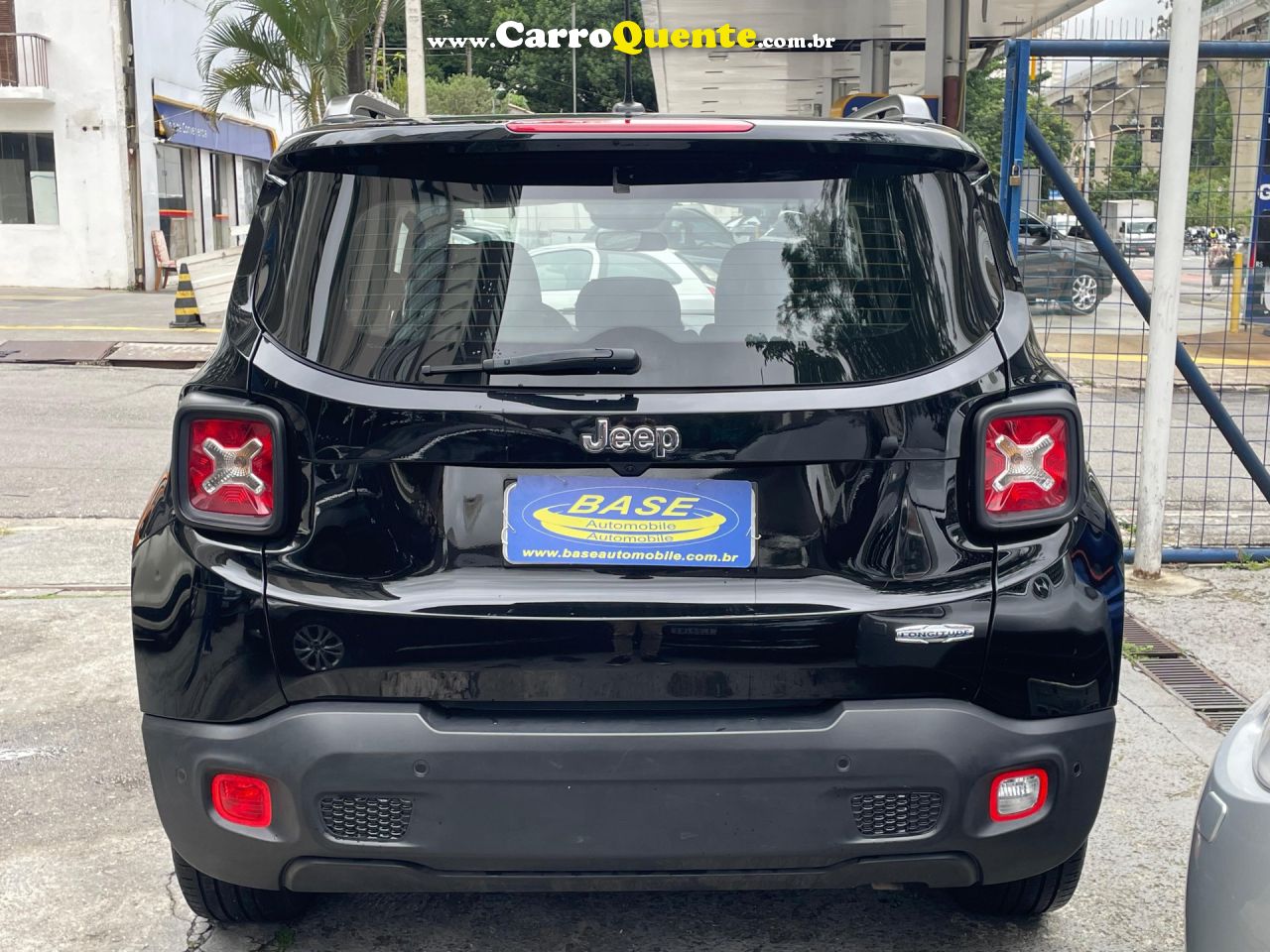 JEEP   RENEGADE LONGITUDE 1.8 4X2 FLEX 16V AUT.   PRETO 2016 1.8 FLEX - Loja