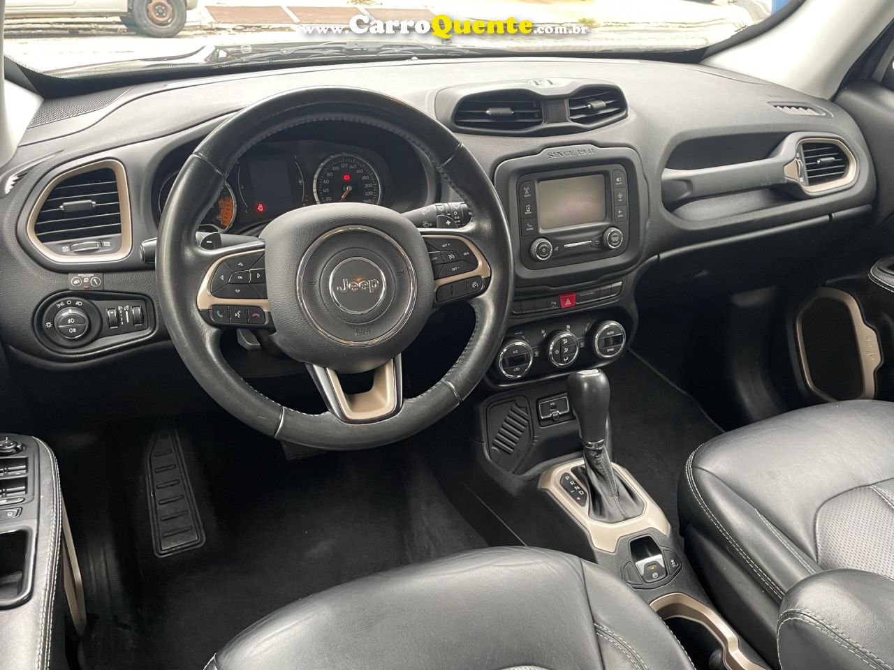 JEEP   RENEGADE LONGITUDE 1.8 4X2 FLEX 16V AUT.   PRETO 2016 1.8 FLEX - Loja