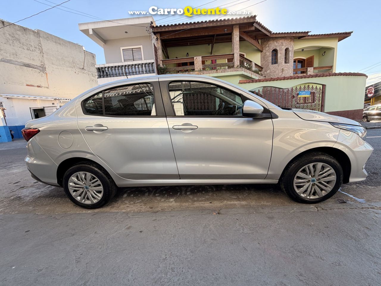 FIAT   CRONOS DRIVE 1.0 6V FLEX   PRATA 2024 1.0 FLEX - Loja