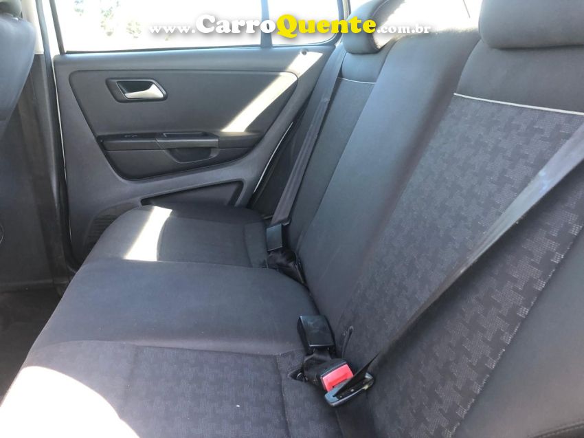Volkswagen FOX 1.0 MI COMFORTLINE 8V FLEX 4P MANUAL - Loja