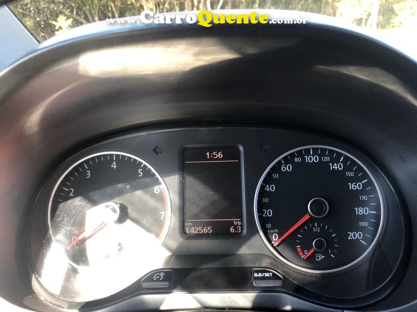 Volkswagen FOX 1.0 MI COMFORTLINE 8V FLEX 4P MANUAL - Loja