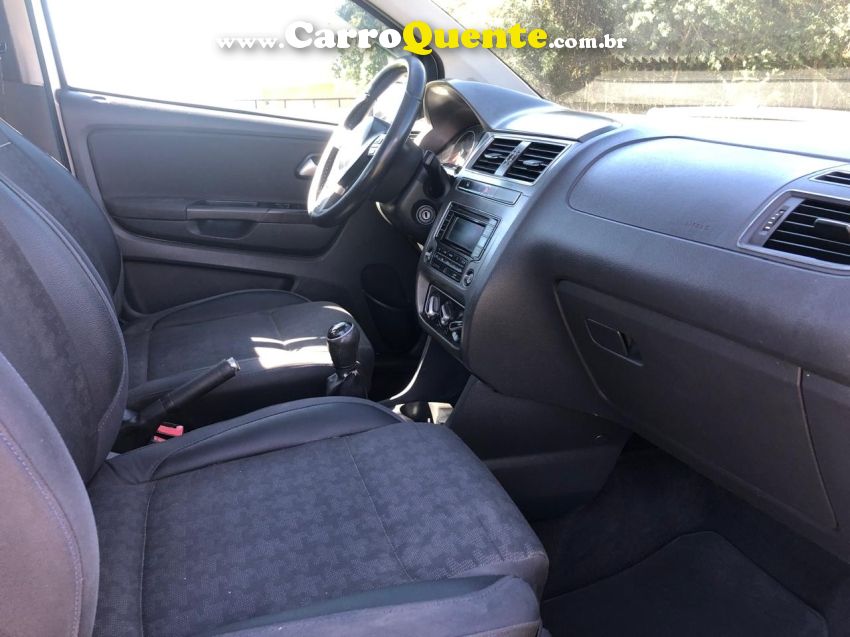Volkswagen FOX 1.0 MI COMFORTLINE 8V FLEX 4P MANUAL - Loja
