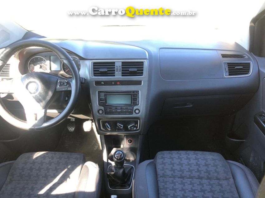 Volkswagen FOX 1.0 MI COMFORTLINE 8V FLEX 4P MANUAL - Loja