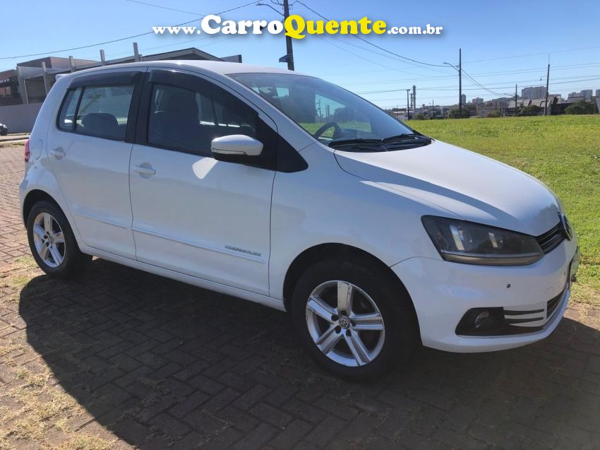 Volkswagen FOX 1.0 MI COMFORTLINE 8V FLEX 4P MANUAL - Loja