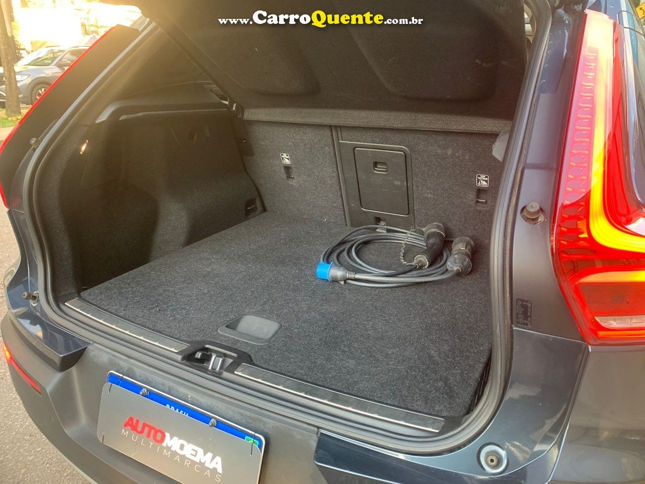 VOLVO XC40 1.5 T5 RECHARGE INSCRIPTION 2021 - Loja