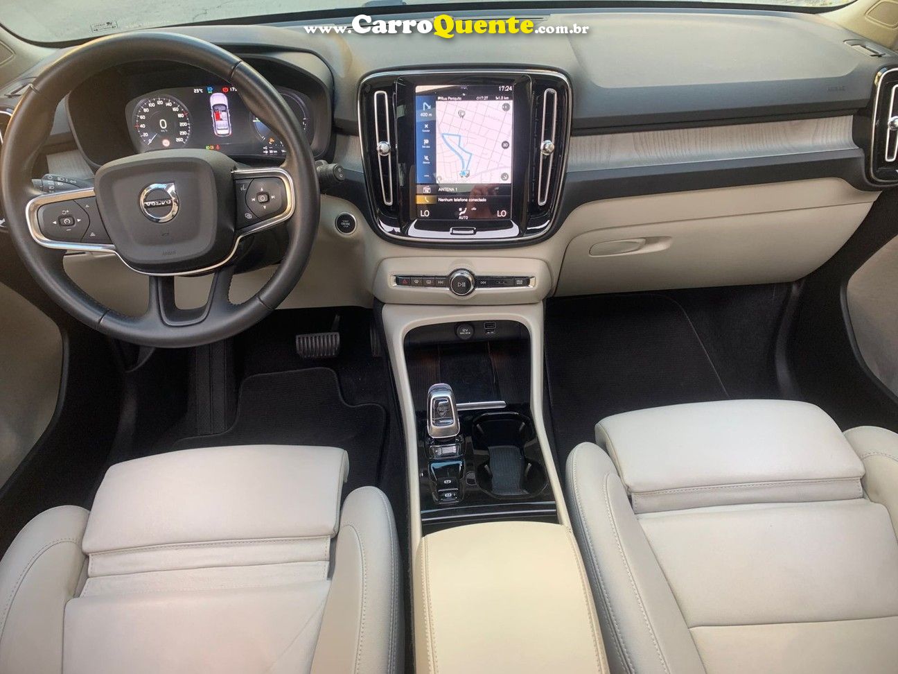 VOLVO XC40 1.5 T5 RECHARGE INSCRIPTION 2021 - Loja