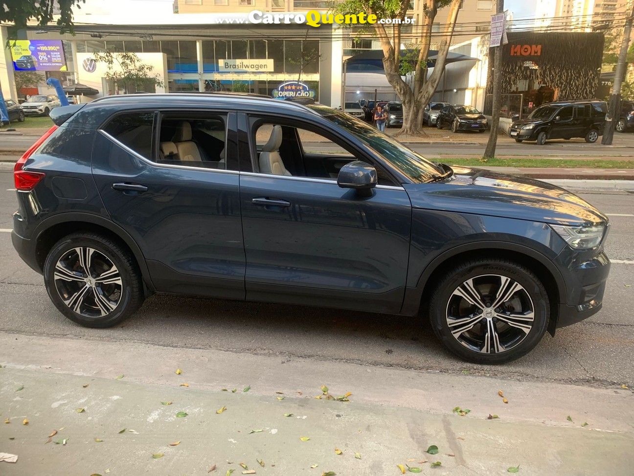 VOLVO XC40 1.5 T5 RECHARGE INSCRIPTION 2021 - Loja