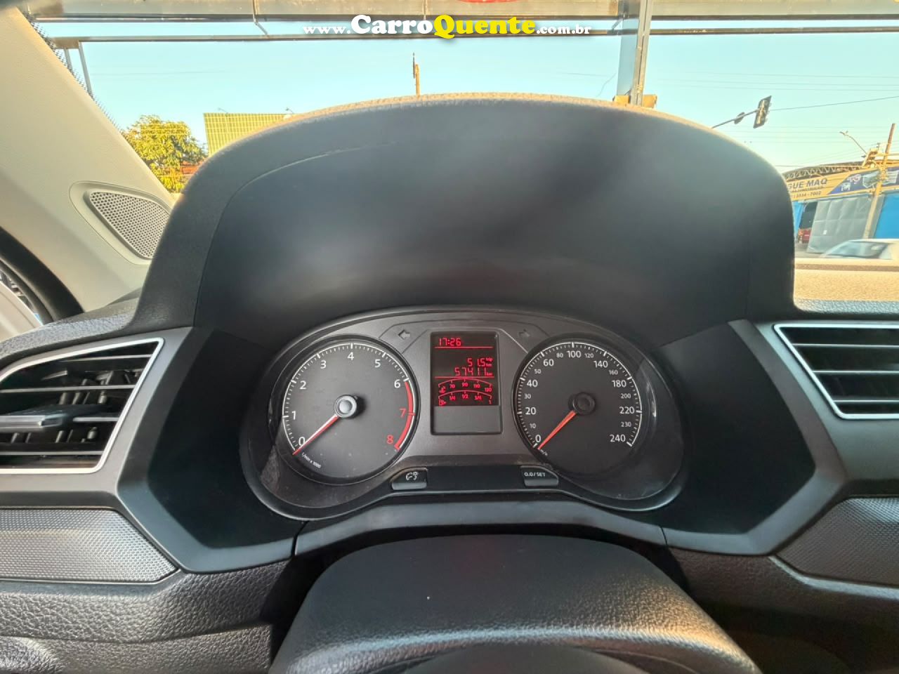 VOLKSWAGEN   SAVEIRO ROBUST 1.6 TOTAL FLEX 8V   BRANCO 2023 1.6 FLEX - Loja