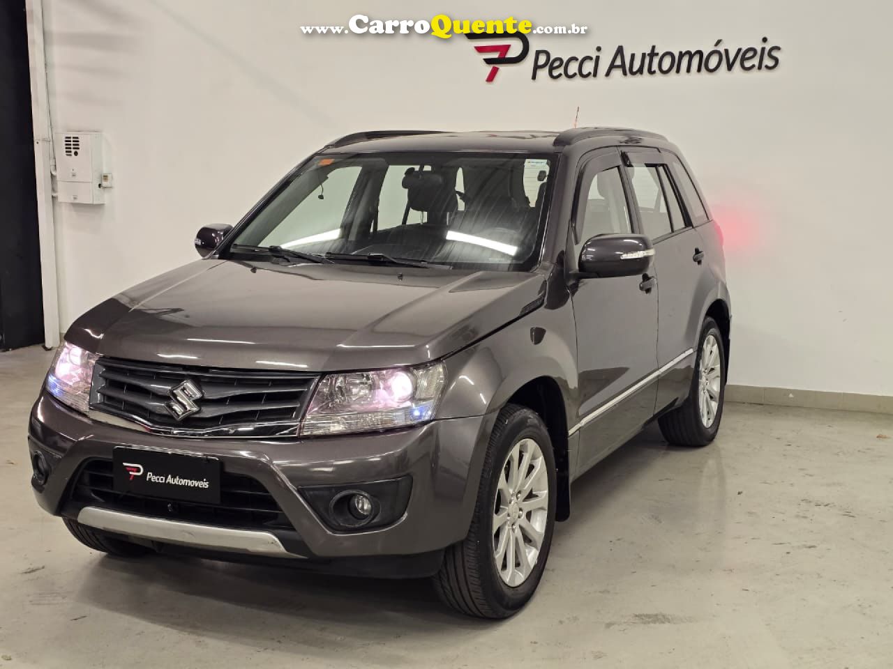 SUZUKI   GRAND VITARA 2.0 16V 4X24X4 5P AUT.   CINZA 2014 2.0 GASOLINA - Loja