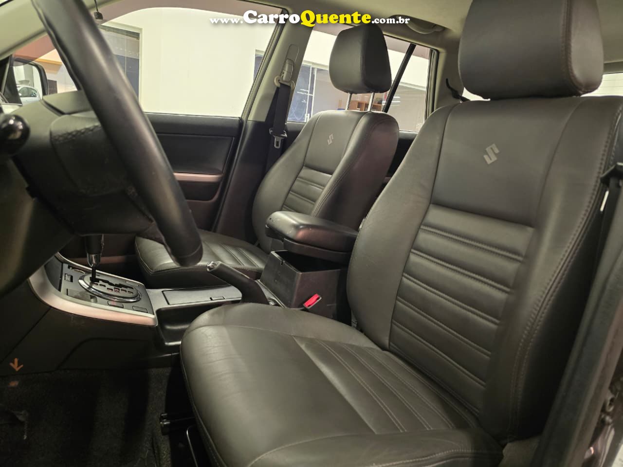 SUZUKI   GRAND VITARA 2.0 16V 4X24X4 5P AUT.   CINZA 2014 2.0 GASOLINA - Loja