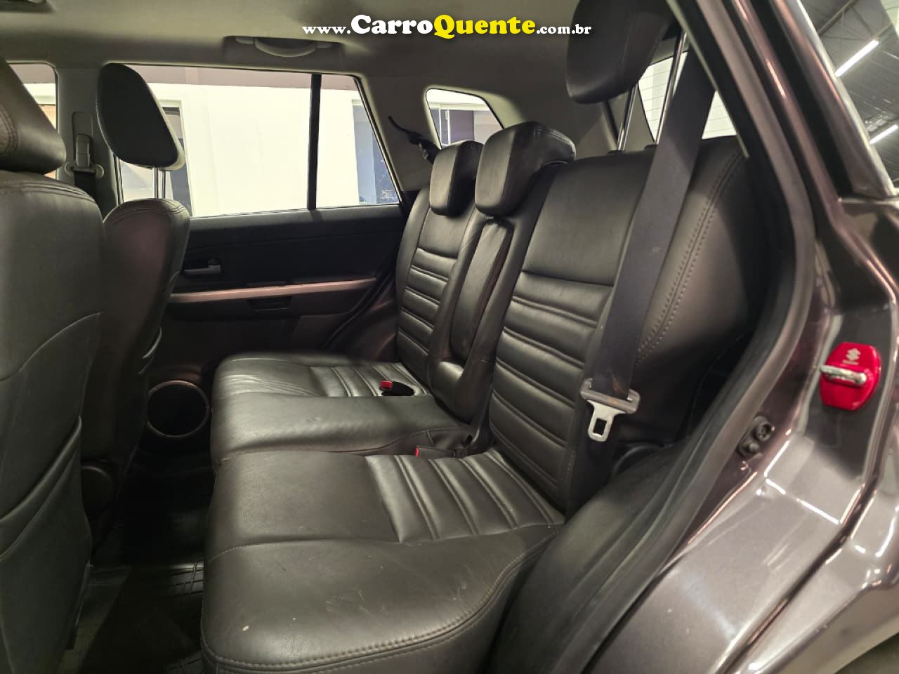 SUZUKI   GRAND VITARA 2.0 16V 4X24X4 5P AUT.   CINZA 2014 2.0 GASOLINA - Loja