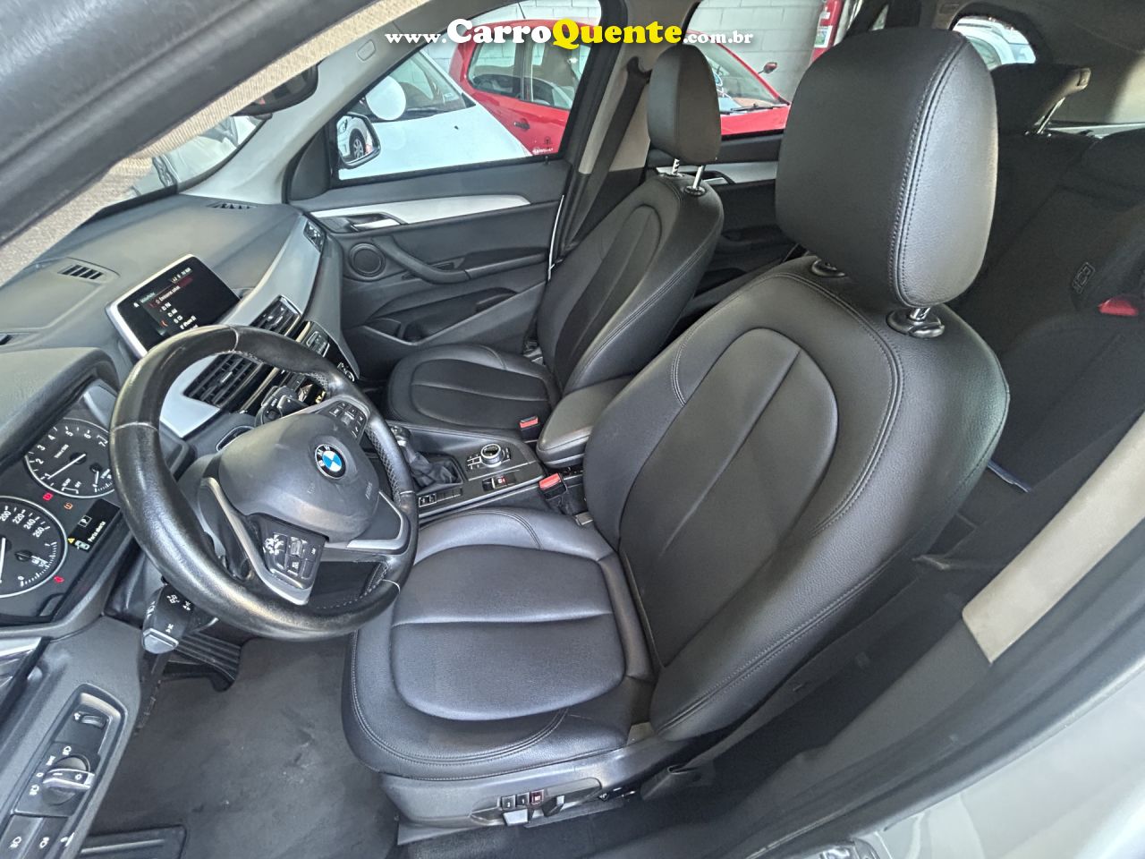 BMW   X1 SDRIVE 20I 2.02.0 TB ACTI.FLEX AUT.   BRANCO 2018 2.0 GASOLINA - Loja