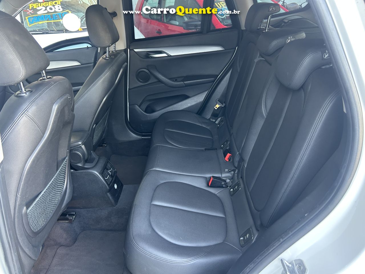 BMW   X1 SDRIVE 20I 2.02.0 TB ACTI.FLEX AUT.   BRANCO 2018 2.0 GASOLINA - Loja