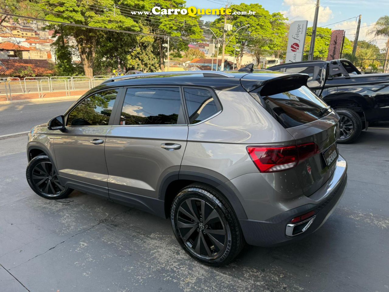 VOLKSWAGEN   TAOS HIGHLINE 1.4 250 TSI FLEX AUT.   BEGE 2022 1.4 FLEX - Loja
