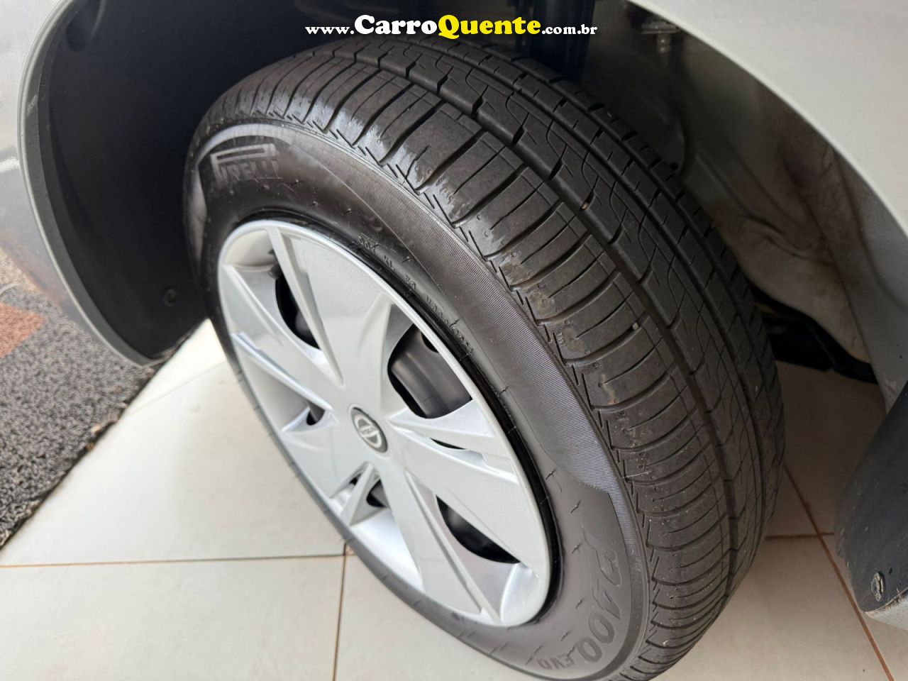 NISSAN   MARCH S 1.0 12V FLEX 5P   CINZA 2015 1.0 FLEX - Loja