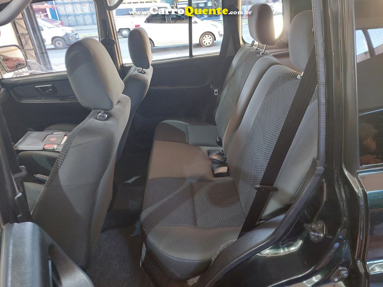MITSUBISHI   PAJERO TR4 2.0 FLEX 16V 4X2 AUT.   VERDE 2012 2.0 FLEX - Loja