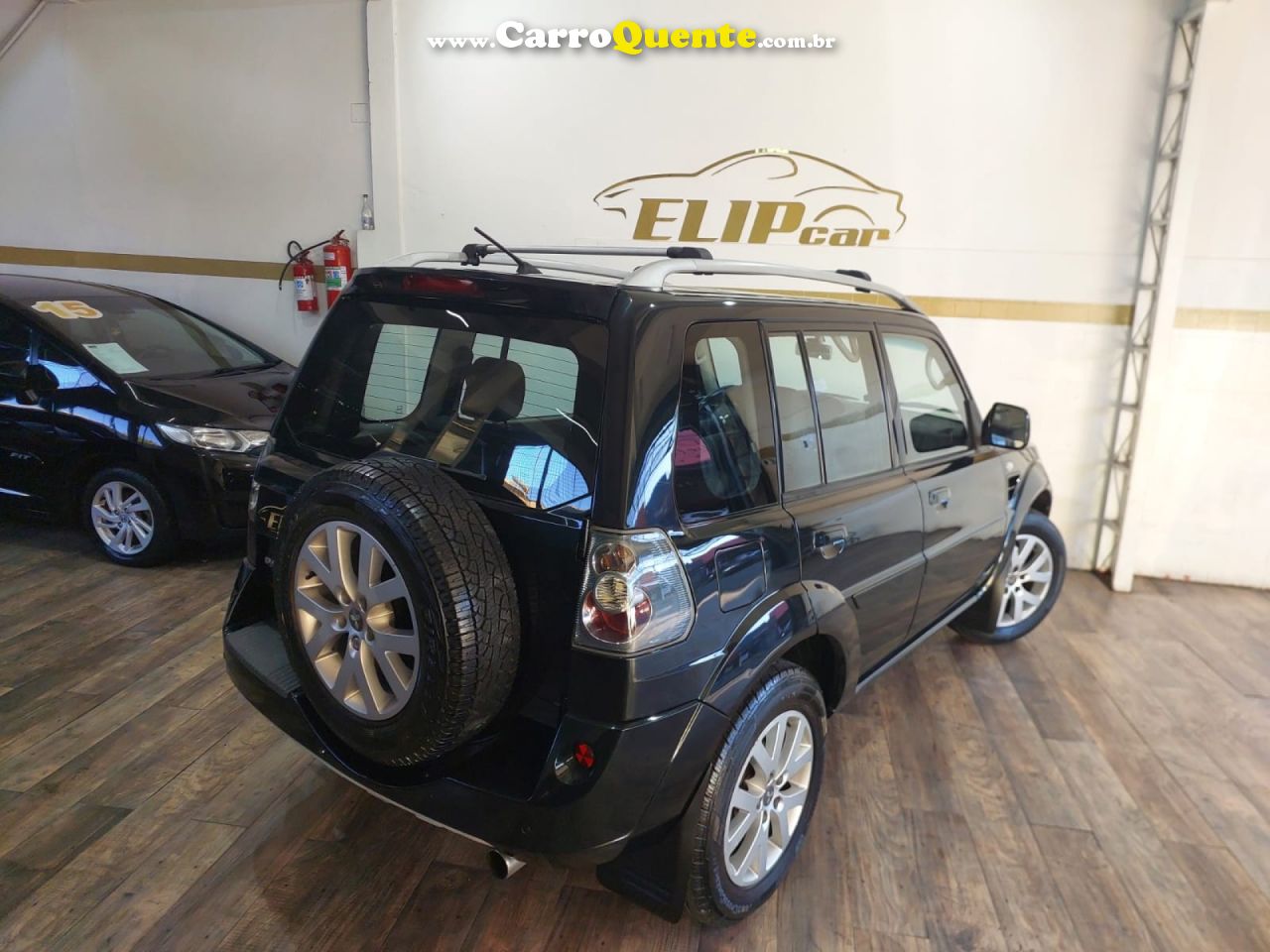 MITSUBISHI   PAJERO TR4 2.0 FLEX 16V 4X2 AUT.   VERDE 2012 2.0 FLEX - Loja