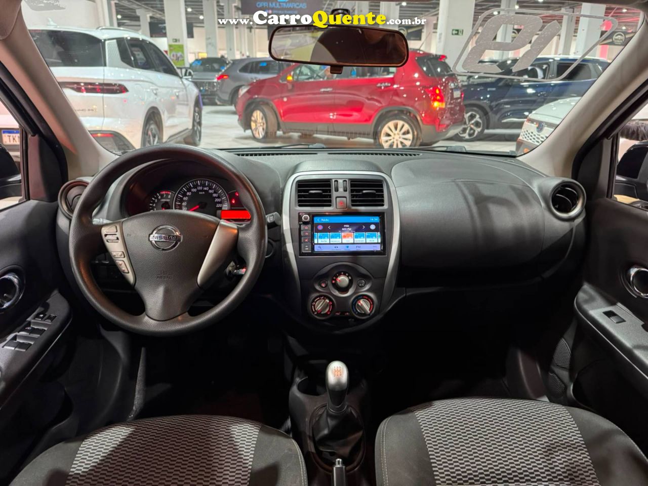 NISSAN MARCH 1.6 SV 16V 4P 2019 - Loja