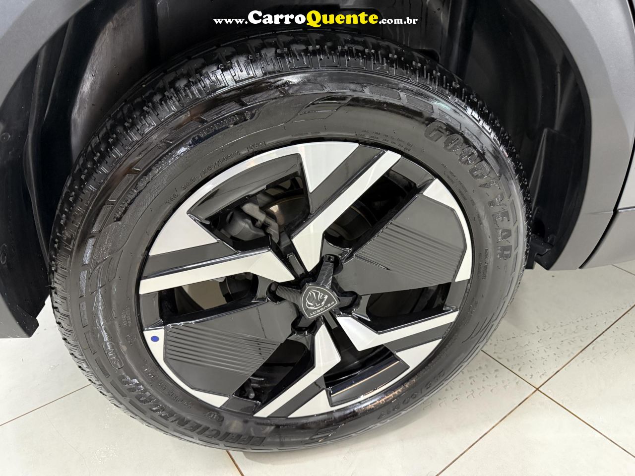 PEUGEOT   2008 GT T200 1.0 AUT   CINZA 2025 1.0 FLEX - Loja
