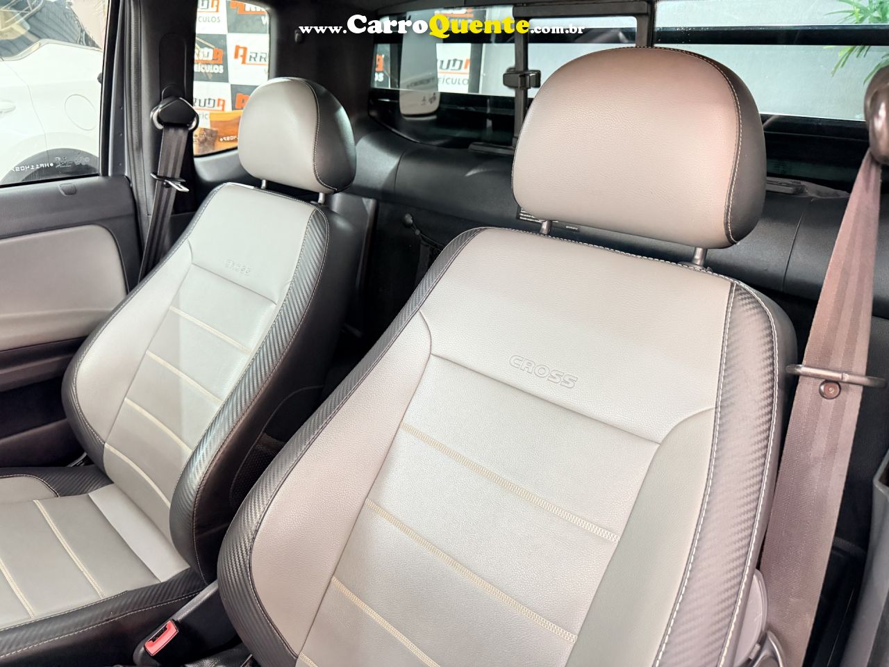 VOLKSWAGEN   SAVEIRO CROSS 1.6 T. FLEX 16V CE   CINZA 2017 1.6 FLEX - Loja