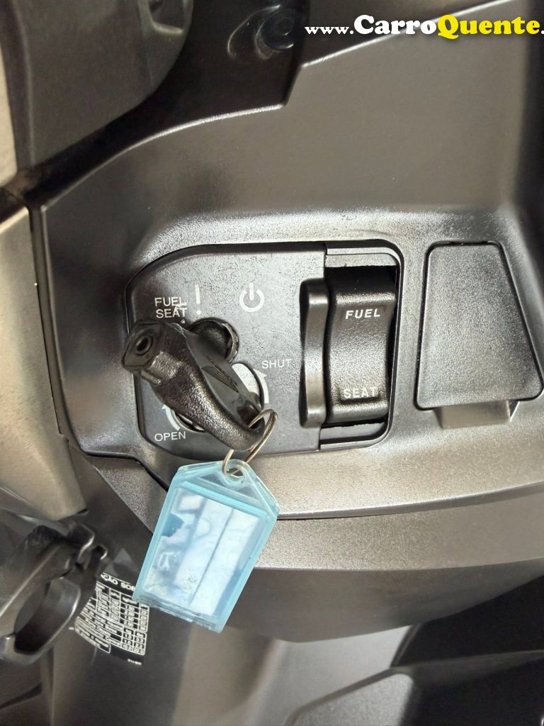 HONDA   ELITE 125   PRATA 2025 125 GASOLINA - Loja