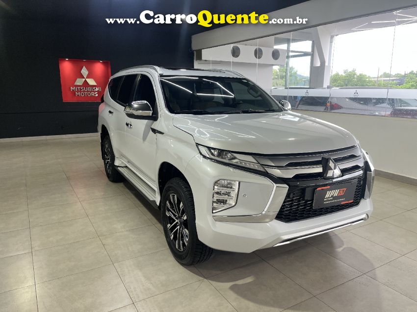 Mitsubishi PAJERO SPORT 2.4 16V MIVEC TURBO DIESEL HPE-S AWD AUTOMÁTICO - Loja