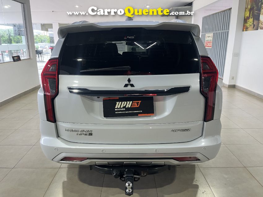 Mitsubishi PAJERO SPORT 2.4 16V MIVEC TURBO DIESEL HPE-S AWD AUTOMÁTICO - Loja