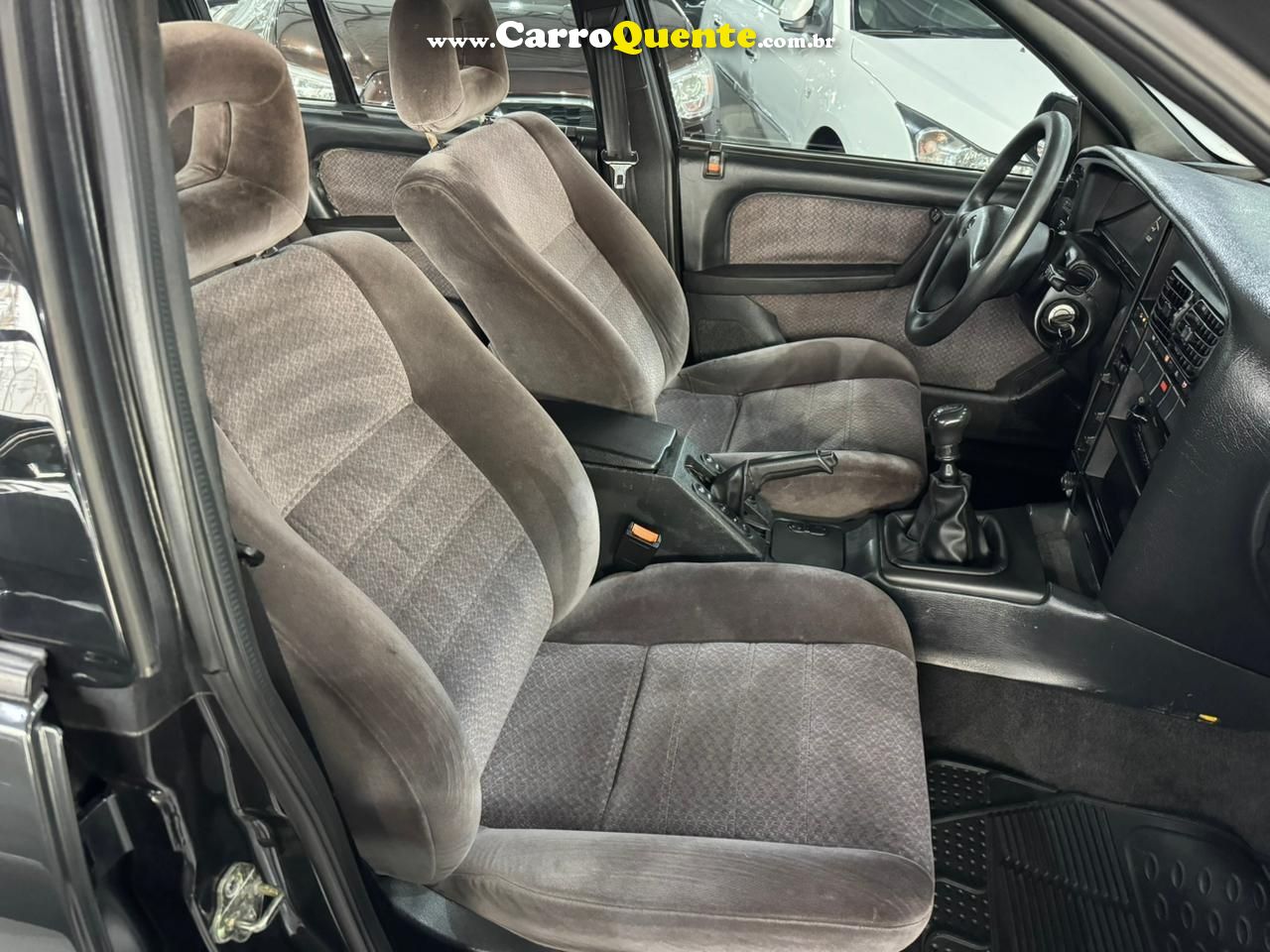 CHEVROLET OMEGA 2.2 MPFI GLS 8V 1998 - Loja