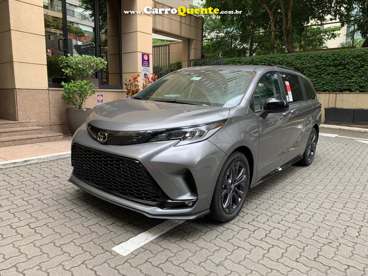 TOYOTA   2.5 VVT-I HYBRID XSE CVT   CINZA 2026 2.5 GASOLINA E ELÉTRICO - Loja