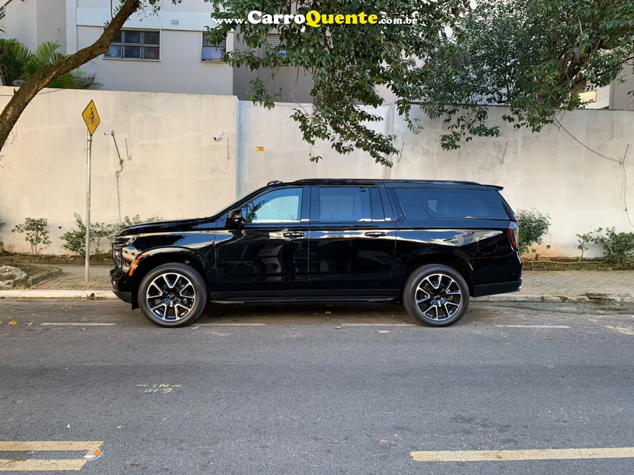 CHEVROLET   5.3 V8 ECOTEC3 GASOLINA RST 4WD AUTOMÁTICO   PRETO 2026 5.3 GASOLINA - Loja