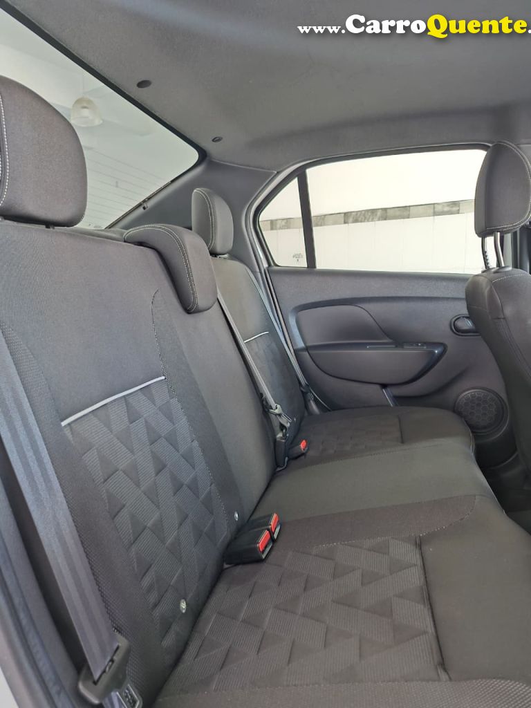 RENAULT   LOGAN ZEN FLEX 1.0 12V 4P MEC.   BRANCO 2025 1.0 FLEX - Loja