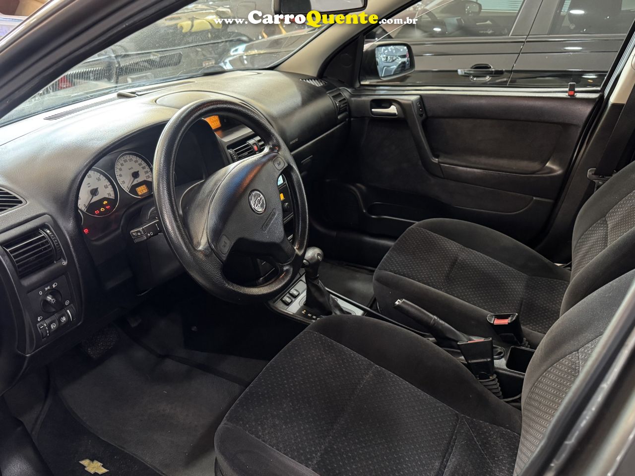 CHEVROLET   ASTRA SED.ADVAN. 2.0 8V MPFI FLEXP. AUT.   CINZA 2011 2.0 FLEX - Loja