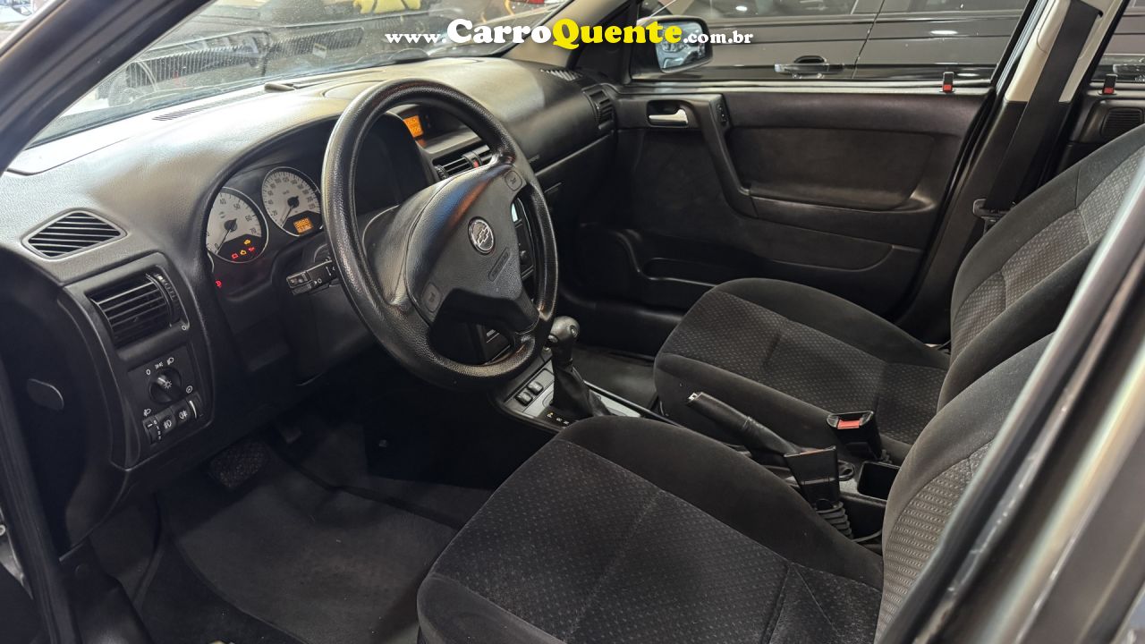 CHEVROLET   ASTRA SED.ADVAN. 2.0 8V MPFI FLEXP. AUT.   CINZA 2011 2.0 FLEX - Loja