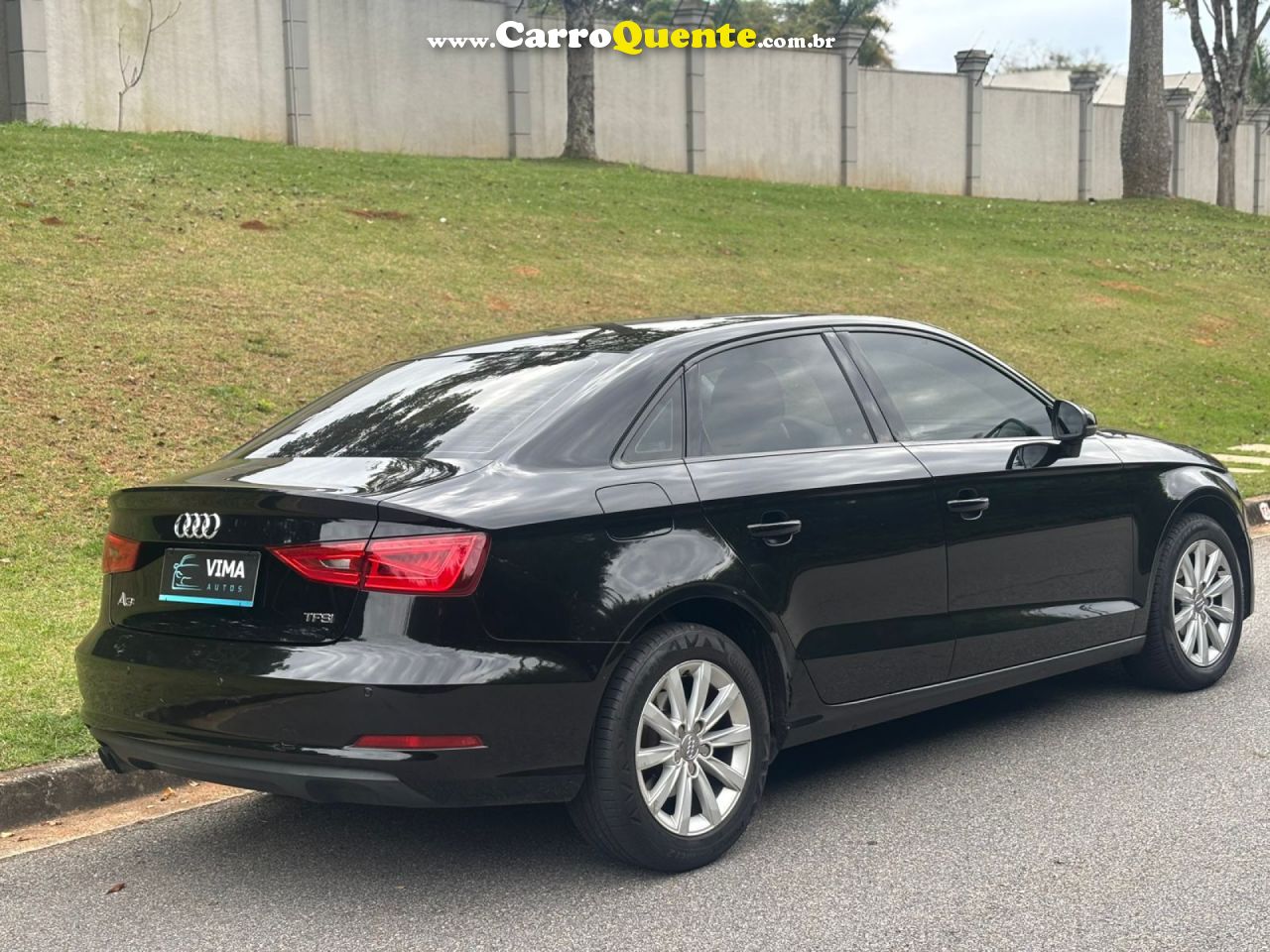 AUDI   A3 SEDAN 1.4 ATTRA. 16V TB FSI S-TRONIC   PRETO 2014 1.4 GASOLINA - Loja