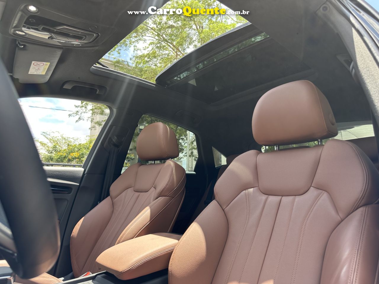AUDI   Q5 SB P BLACK. 2.0 TFSIE S.TR. QT (HIB.)   PRETO 2024 2.0 GASOLINA E ELÉTRICO - Loja