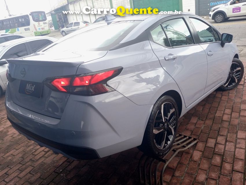 Nissan VERSA 1.6 16V FLEX EXCLUSIVE XTRONIC - Loja