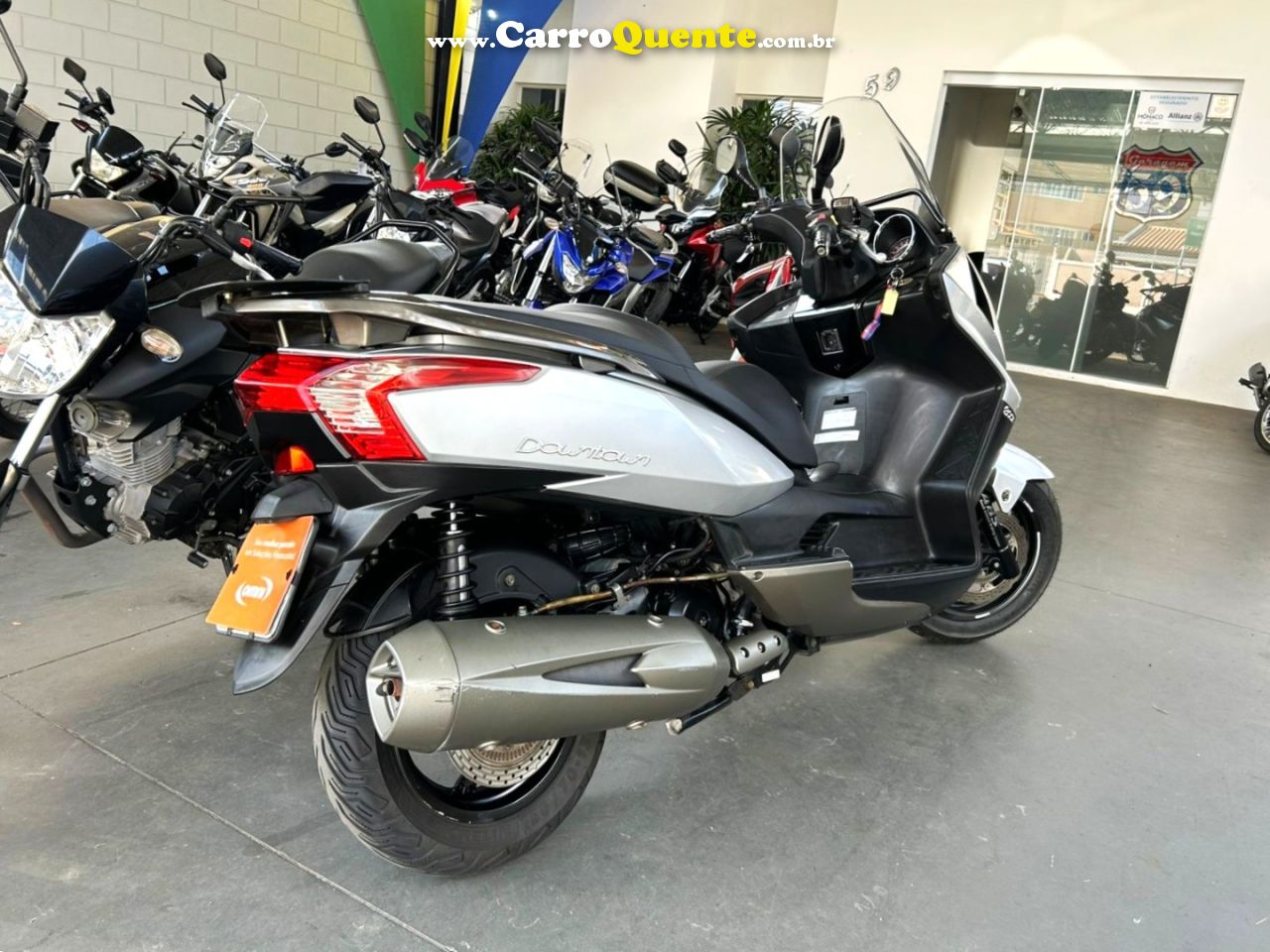 KYMCO - DOWNTOWN 300i ABS 2018 Gasolina CVT - Loja