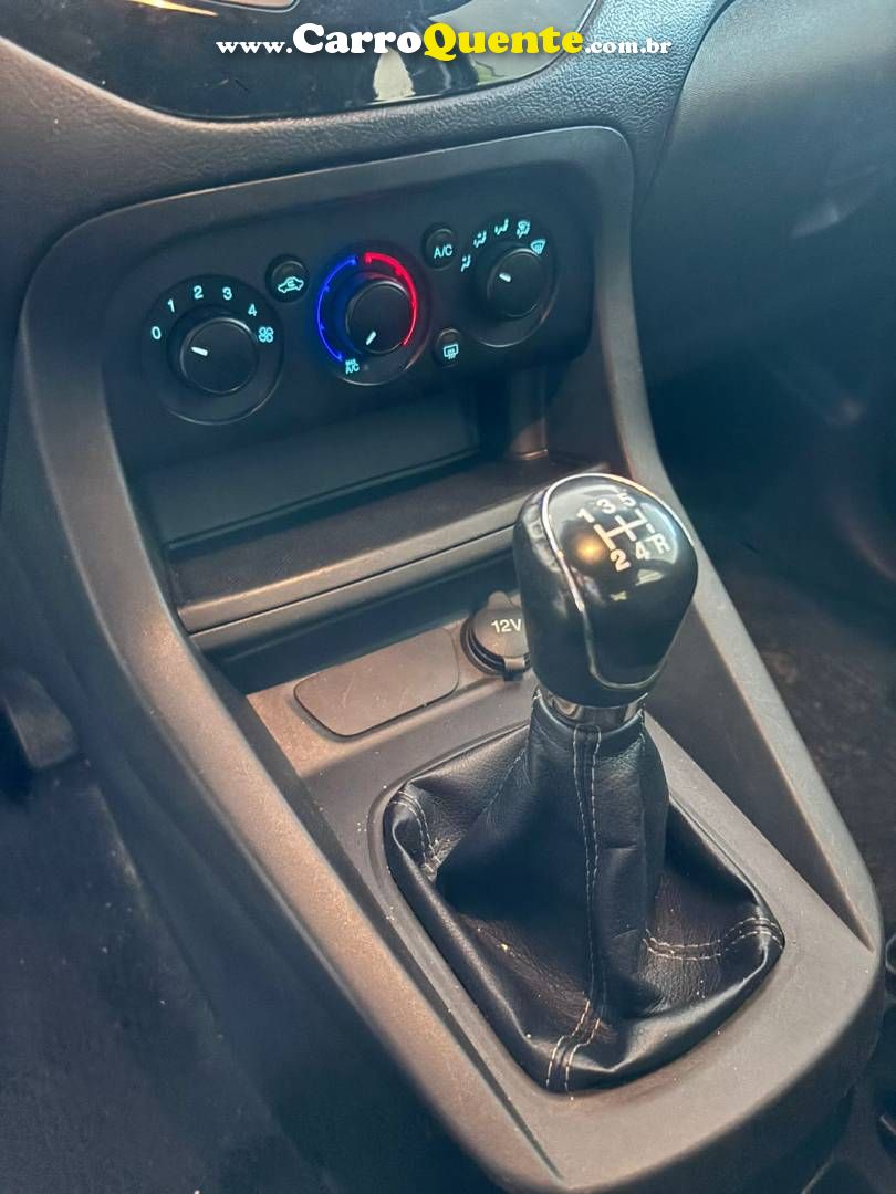 FORD KA 1.0 SE PLUS 12V 2018 - Loja