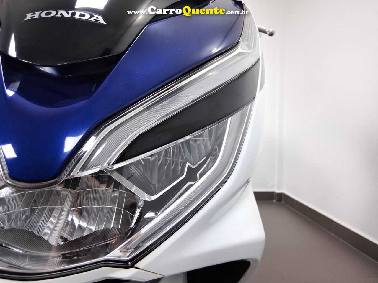 HONDA PCX DLX 2022 - Loja