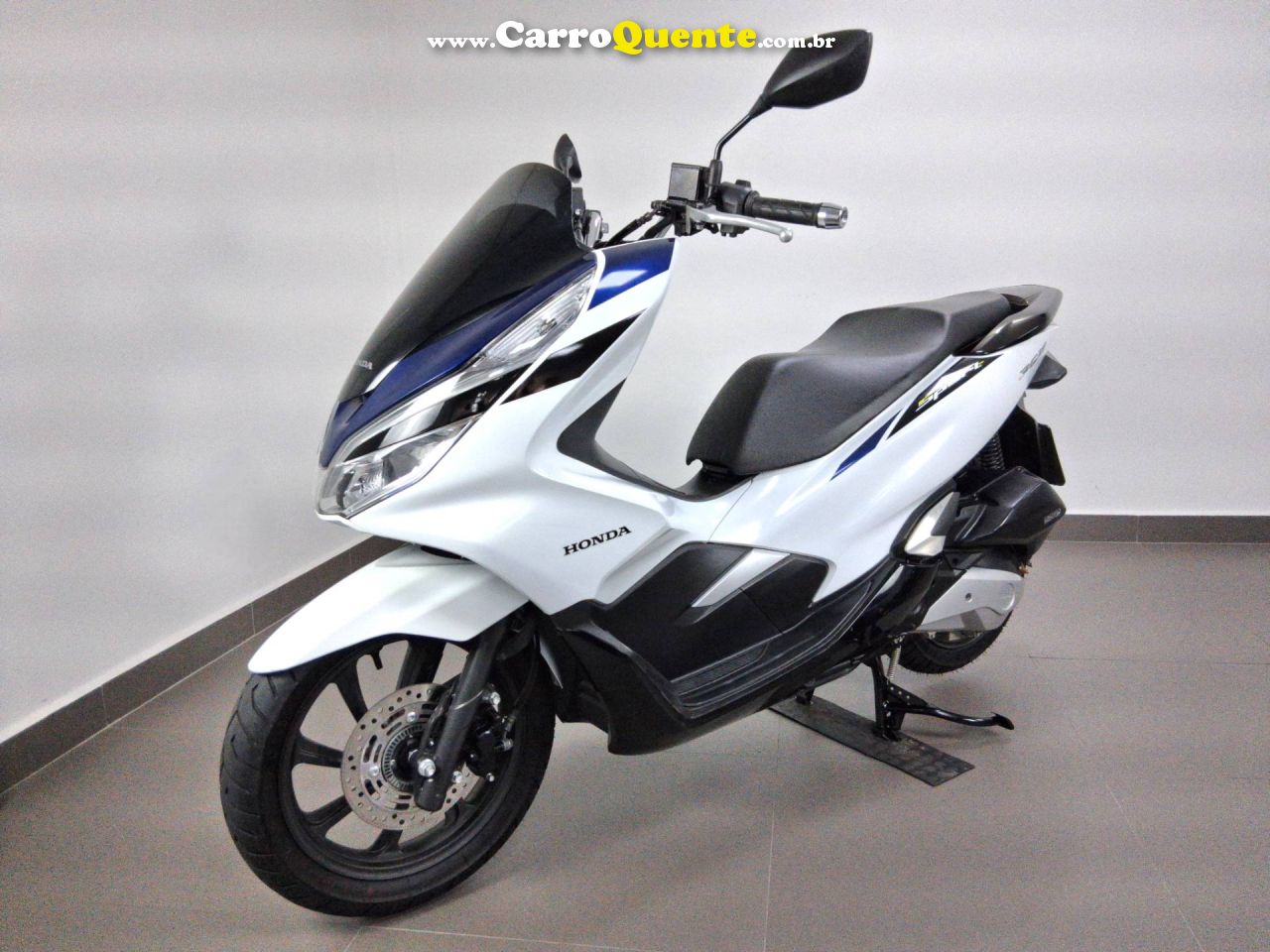 HONDA PCX DLX 2022 - Loja