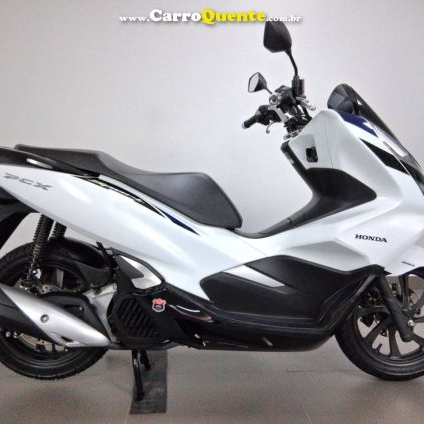 HONDA PCX DLX 2022