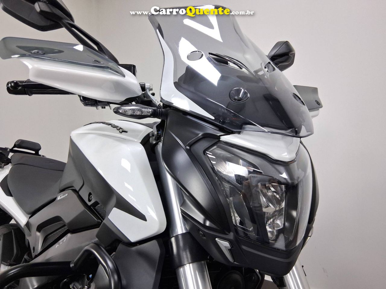 BAJAJ DOMINAR 400 2026 - Loja