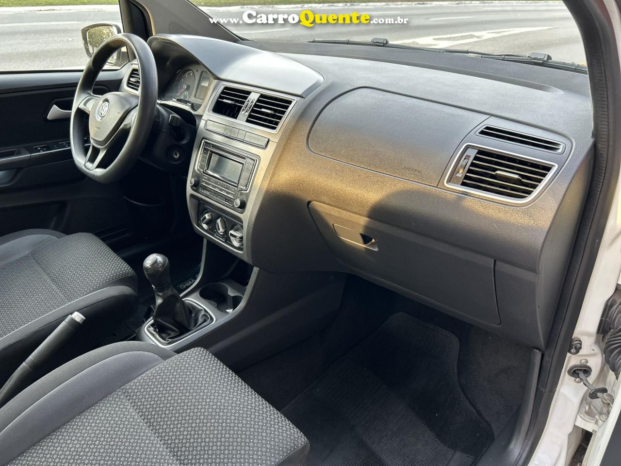 VOLKSWAGEN   FOX TRENDLINE 1.6 FLEX 8V 5P   BRANCO 2018 1.6 FLEX - Loja
