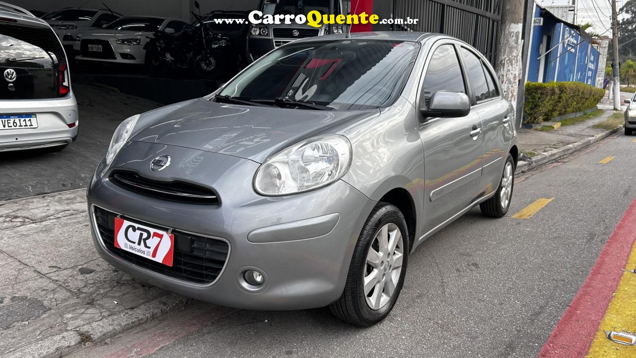 NISSAN   MARCH SV 1.6 16V FLEX FUEL   CINZA 2014 1.6 FLEX - Loja