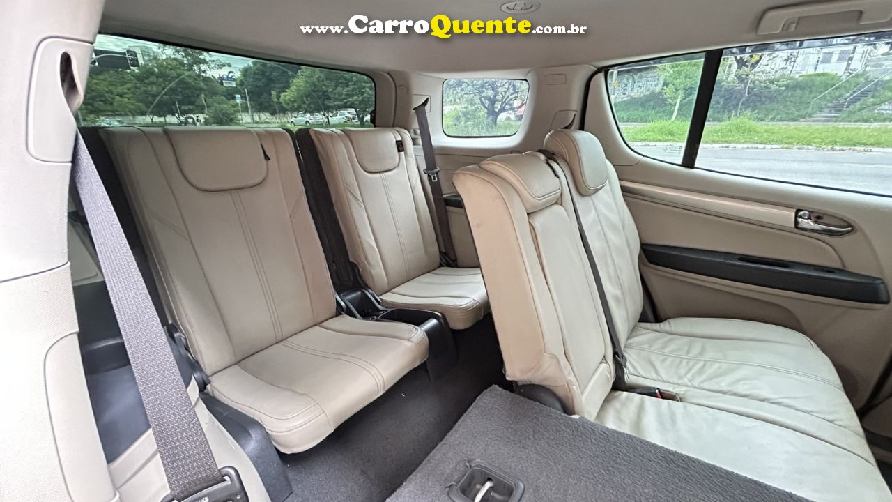 CHEVROLET   TRAILBLAZER LTZ 3.6 V6  AUT.   BRANCO 2013 3.6 GASOLINA - Loja