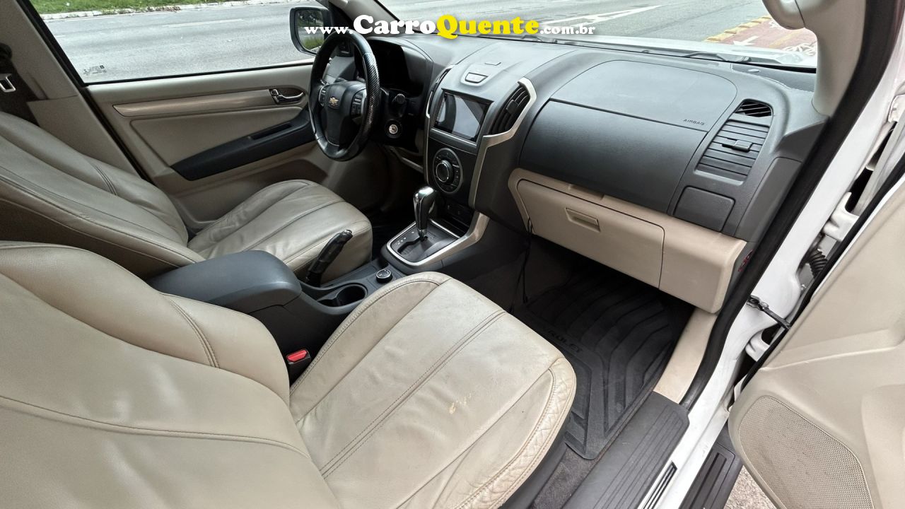 CHEVROLET   TRAILBLAZER LTZ 3.6 V6  AUT.   BRANCO 2013 3.6 GASOLINA - Loja