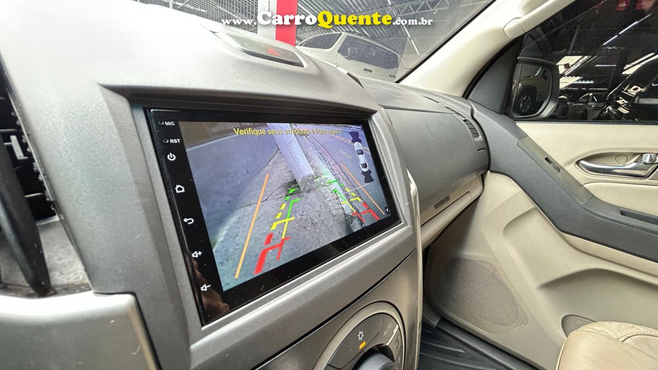 CHEVROLET   TRAILBLAZER LTZ 3.6 V6  AUT.   BRANCO 2013 3.6 GASOLINA - Loja