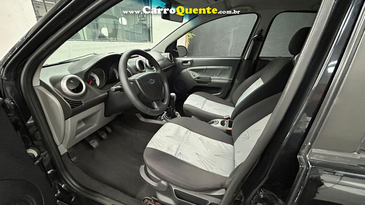 FORD   FIESTA 1.6 8V FLEXCLASS 1.6 8V FLEX 5P   PRETO 2009 1.6 FLEX - Loja