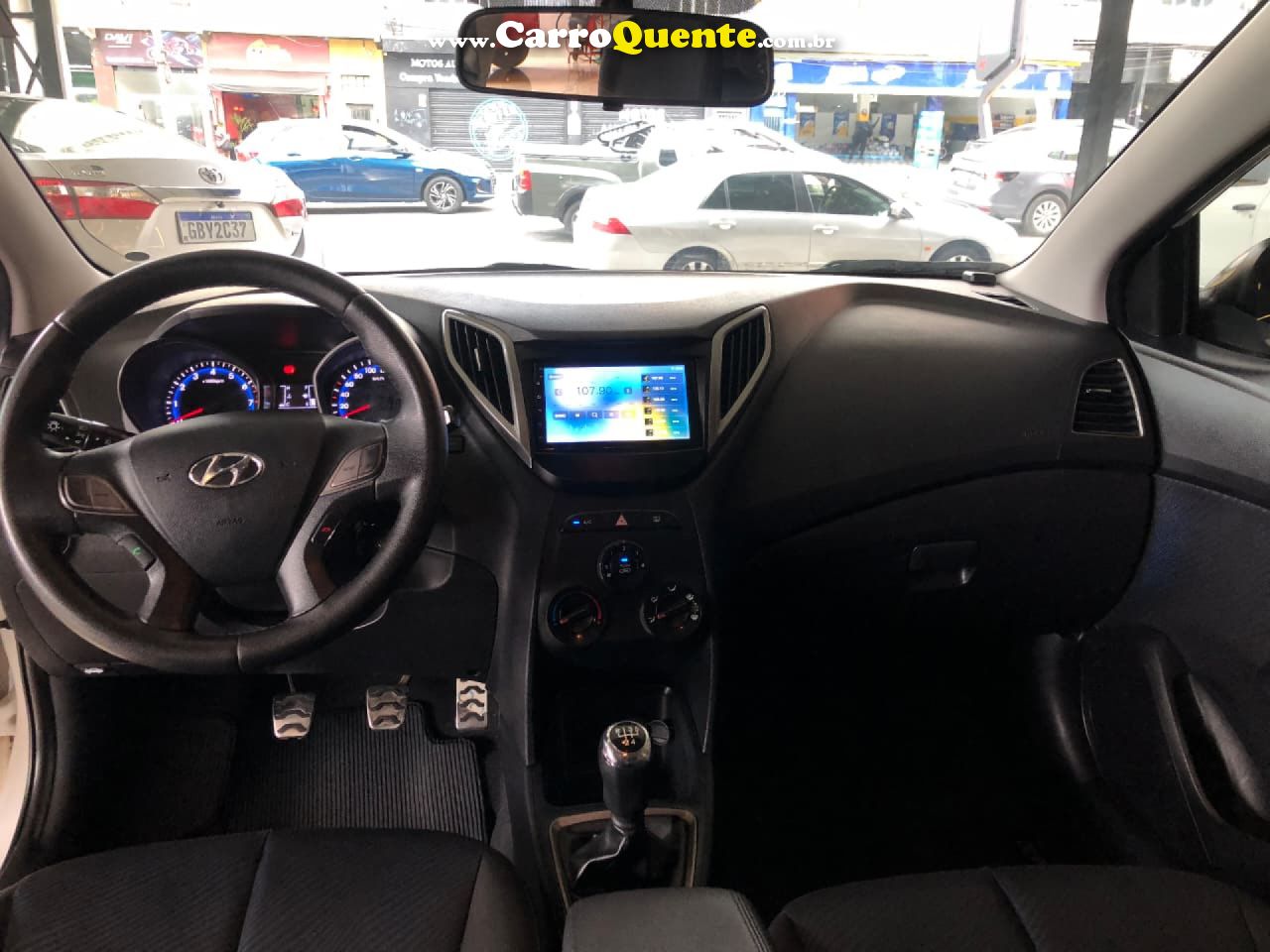 HYUNDAI   HYUNDAIHB20X 1.6 M   BRANCO 2014 1.6 FLEX - Loja